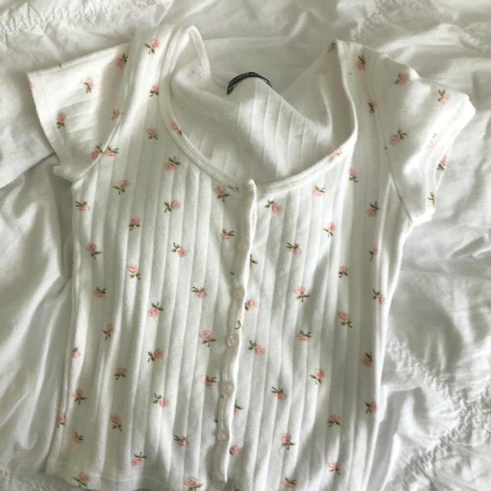 BRANDY MELVILLE TOP